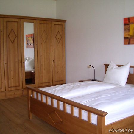 Hotel Edlbacher Moor Виндишгарстен Номер фото